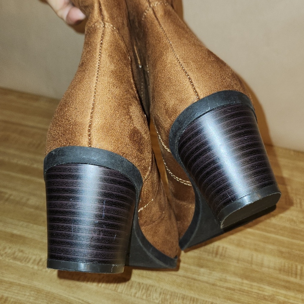 JOURNEE COLLECTION Women’s Becker Pointed Toe Stacked Western Booties, 9.5 - Picture 5 of 14